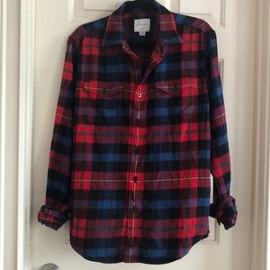 American Eagle Classic Fit Plaid Flannel Shirt